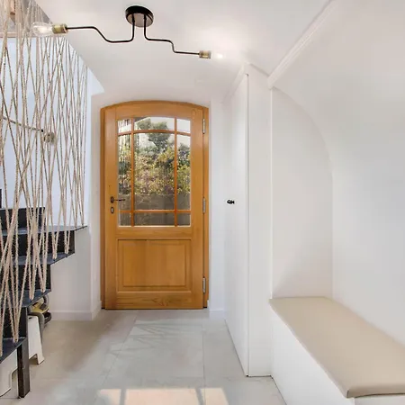 3 Bedroom Beautiful In * Malinska
