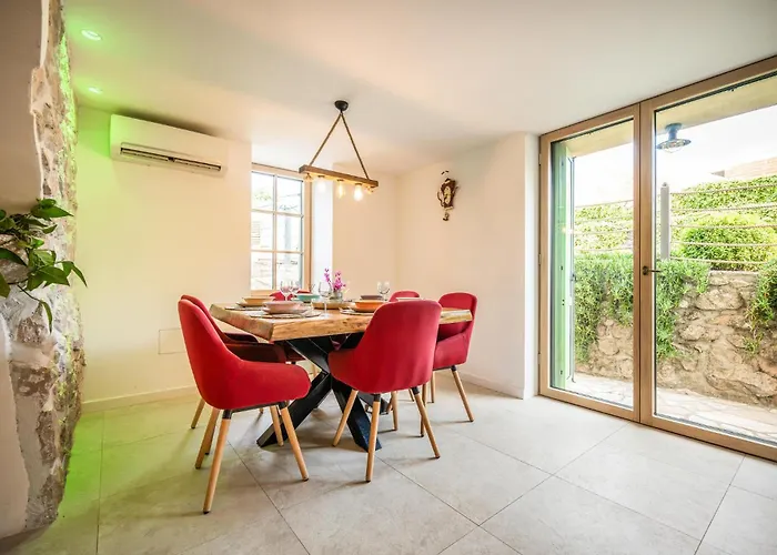 3 Bedroom Beautiful In Malinska