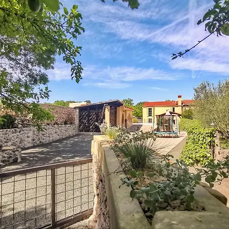 3 Bedroom Beautiful In * Malinska