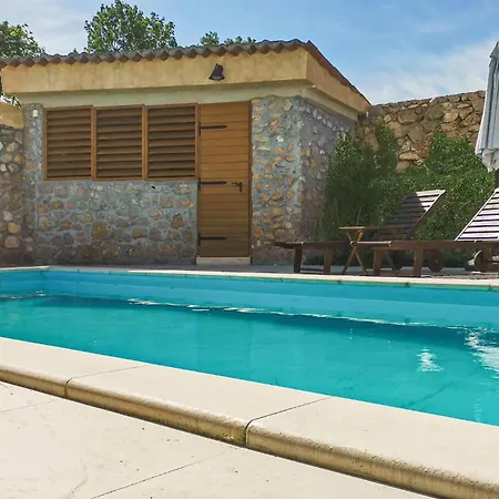 3 Bedroom Beautiful In *