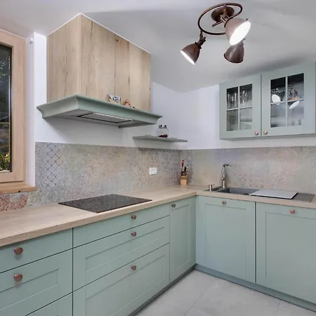 3 Bedroom Beautiful In 马林斯卡