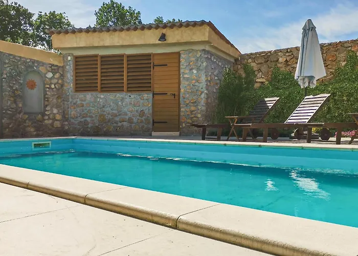 3 Bedroom Beautiful In *