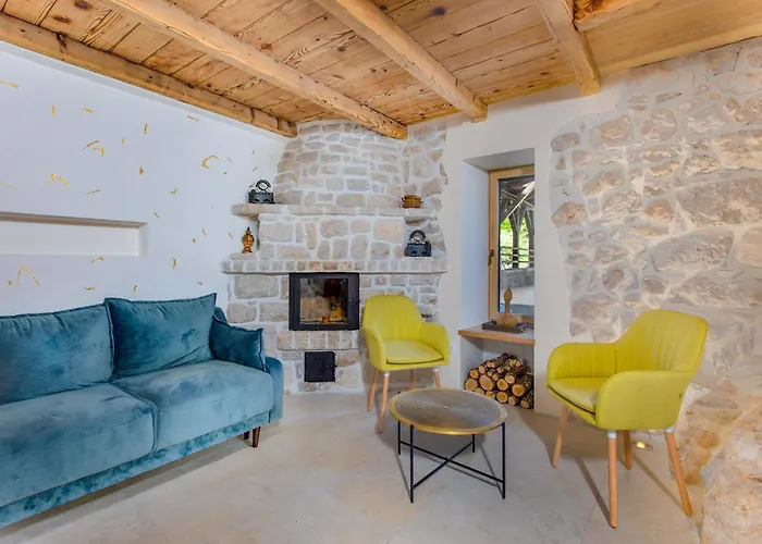3 Bedroom Beautiful In * Malinska