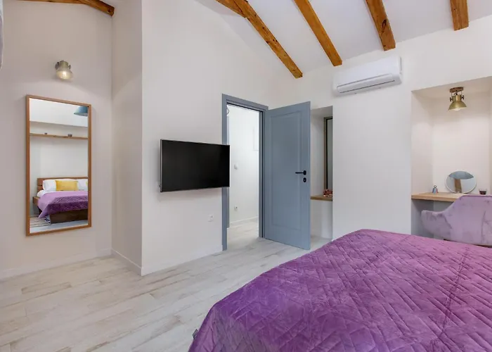 3 Bedroom Beautiful In Malinska