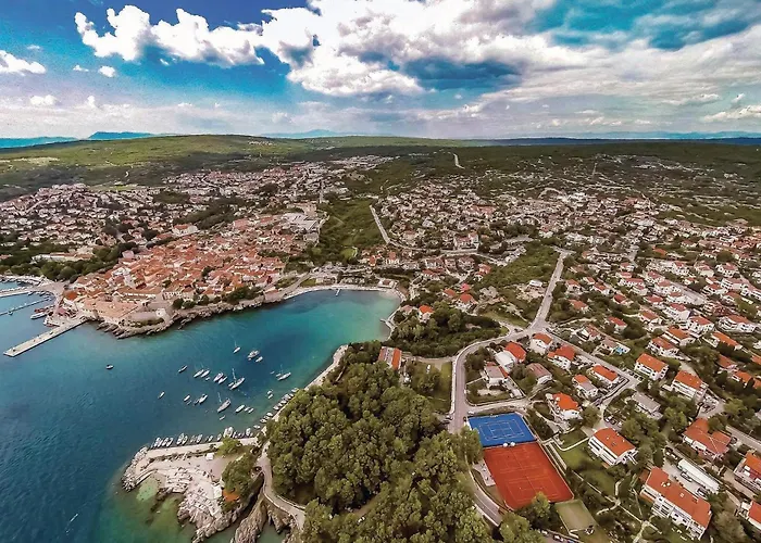 3 Bedroom Beautiful In * Malinska